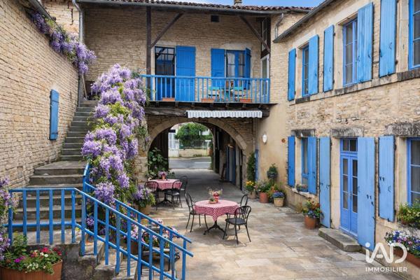 Bar-brasserie à vendre 142 m² Villefagnan