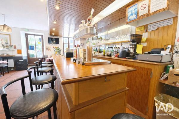 Bar-brasserie à vendre 142 m² Villefagnan