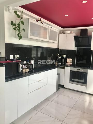 Perthes (77930) Maison de PLAIN-PIED + sous-sol total + dépendances sur beau terrain clos