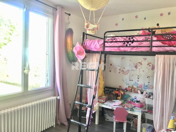 Perthes (77930) Maison de PLAIN-PIED + sous-sol total + dépendances sur beau terrain clos