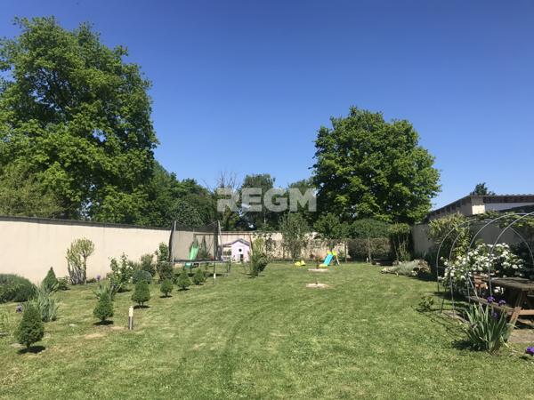 Perthes (77930) Maison de PLAIN-PIED + sous-sol total + dépendances sur beau terrain clos