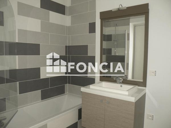 Location Appartement meublé 3 pièces 58.37 m² - 282 COURS BALGUERIE STUTTENBERG Bordeaux 33300