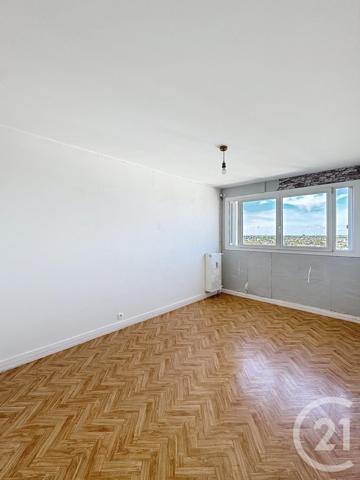 Appartement F4 à vendre  4 pièces - 77,31 m2 ORLEANS - 45