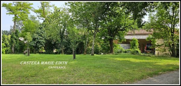Dpt Gers (32), à vendre proche de AUCH   Bâtiment 860 M² à rénover
