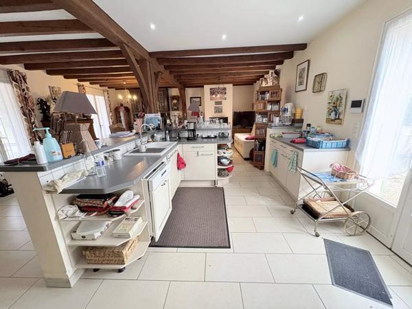 PRIGONRIEUX : Maison traditionnelle avec annexe, 7 pièces de 169m²