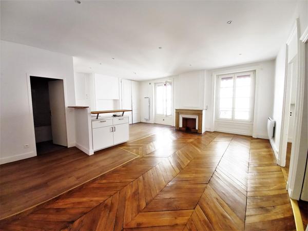 Appartement · Location Lyon (69006) 3 pièces · 69m²