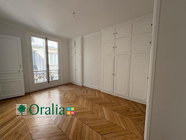Appartement · Location Paris (75007) 6 pièces · 180m²