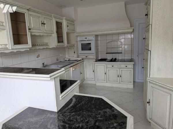 APPARTEMENT CENTRE PONTCHATEAU