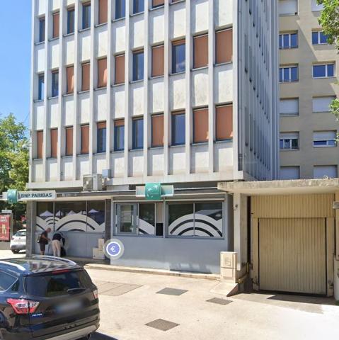 Parking · Location Dijon (21000)