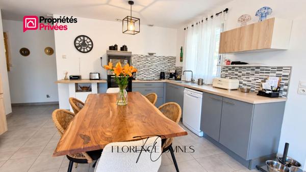 EXCLUSIVITE à LAURE-MINERVOIS - Maison plain pied 81m2, 2 chambres, jardin, piscine