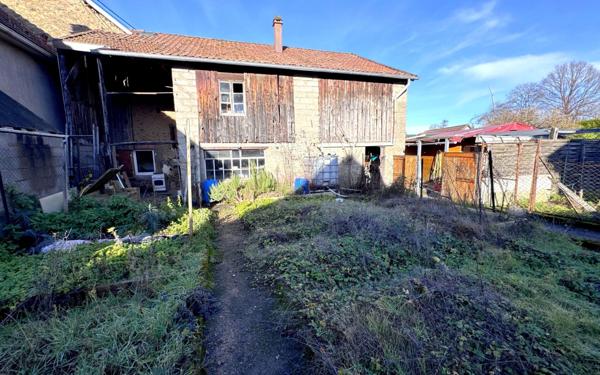 Maison à vendre    5 pièces •  Russ