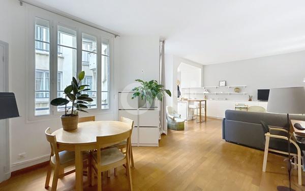 Appartement à vendre    3 pièces • 52 m2 Paris 15
