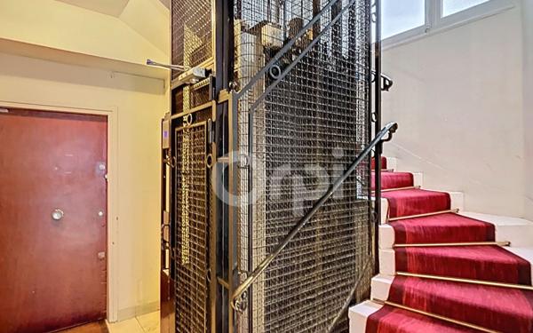 Appartement à vendre    3 pièces • 52 m2 Paris 15