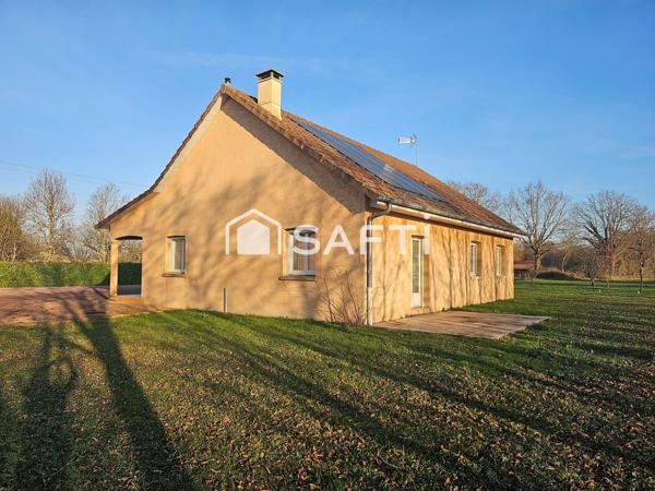 Maison de plain-pied 110 m2 avec deux garages et grand terrain