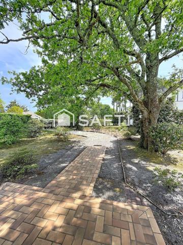 À proximité des plages du Mauret et du Betey,