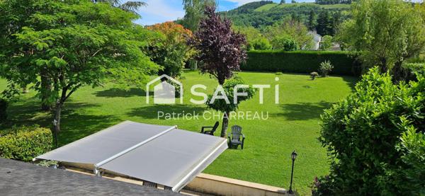 Maison en pierre rénovée, Dépendances, Parc arboré