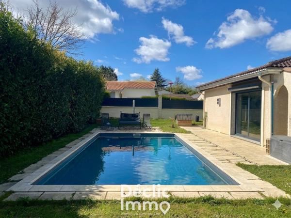 Vente maison contemporaine Sadirac, 105m² 6 pièces 354 000€ avec piscine