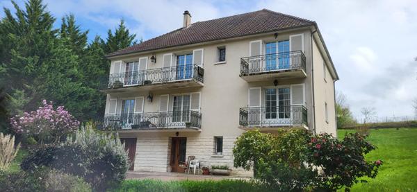 Belle maison en pierres, 3 logements