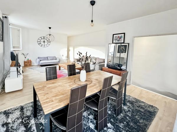 ORLEANS quartier Madeleine, dans petite copropriété à vendre bel appartement T3 avec terrasse de 36 m2