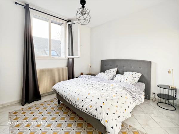 ORLEANS quartier Madeleine, dans petite copropriété à vendre bel appartement T3 avec terrasse de 36 m2