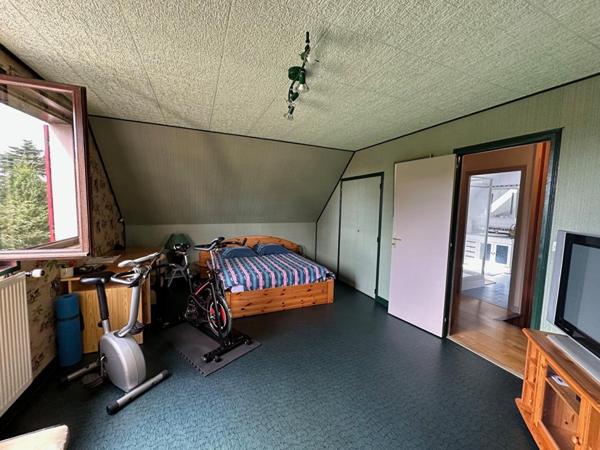 Spacieux pavillon familial à Saintigny 8 pièces 200 m2