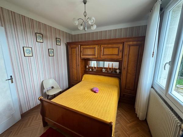 3150 CENON - Maison en pierre de 4 pièces (74m²) avec jardin et garage à vendre !Maison Cenon 4 pièce(s) 77 m2