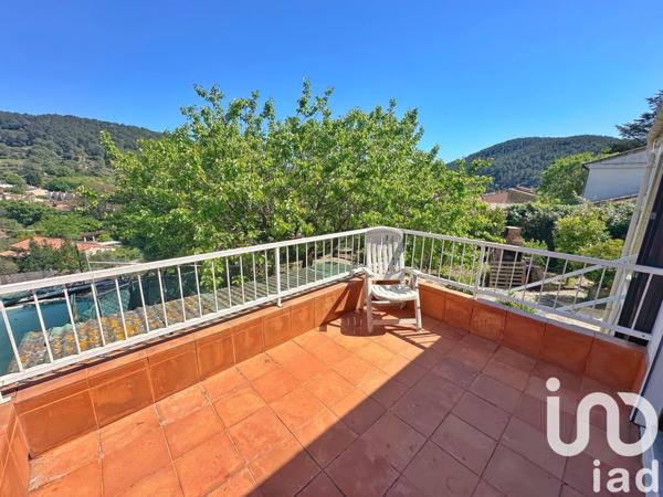 Maison 5 pièces de 130 m² à Solliès-Toucas (83210)