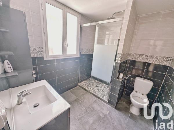 Maison 5 pièces de 130 m² à Solliès-Toucas (83210)