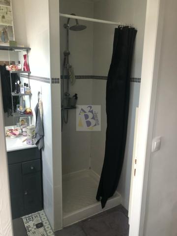 Location maison de ville Angouleme (16000), 48.00m² avec 2 pièce(s) dont 1 chambre(s). Agence Allard Brimeaud