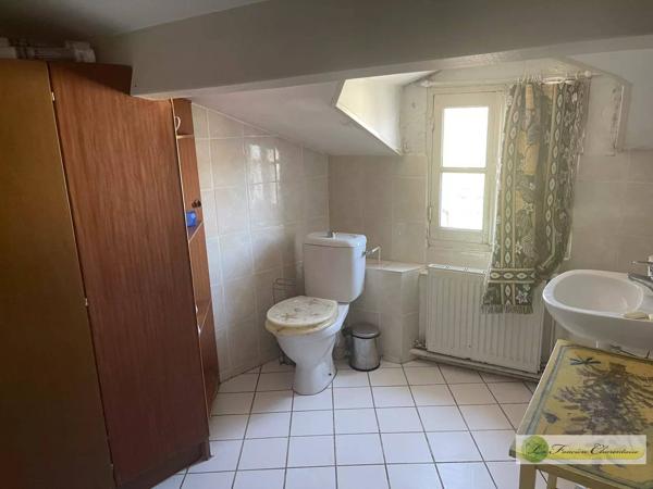 Vente immobilière : Maison de ville à Aigre  4 pièces 92 m² 59 000 €- FONCIERE CHARENTAISE AIGRE.