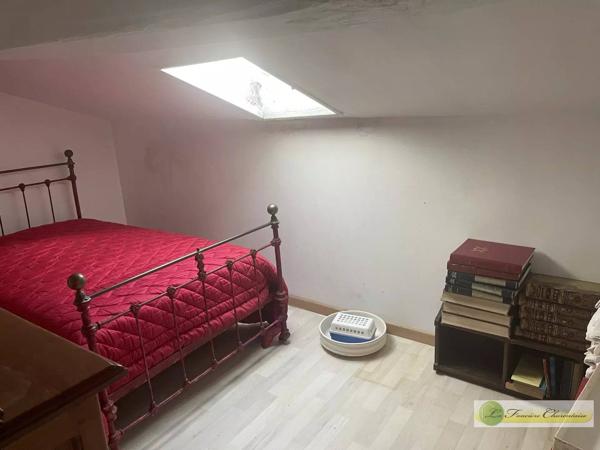 Vente immobilière : Maison de ville à Aigre  4 pièces 92 m² 59 000 €- FONCIERE CHARENTAISE AIGRE.