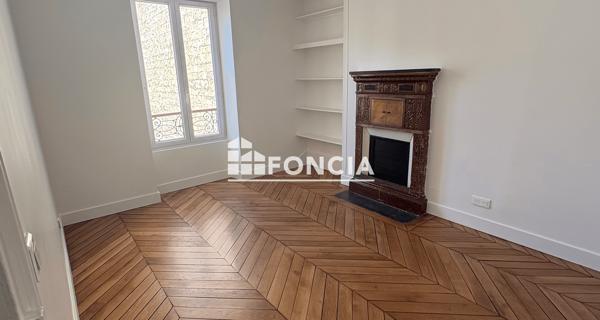 Location Appartement 3 pièces 70.39 m² - Paris 75016