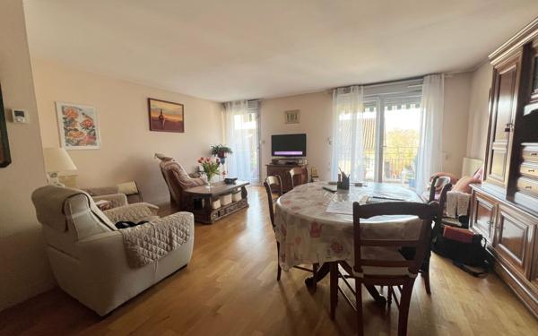 Appartement à vendre    4 pièces • 98 m2 Fontaines-sur-Saône