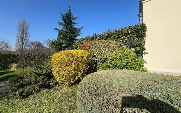 Appartement à vendre    4 pièces • 98 m2 Fontaines-sur-Saône