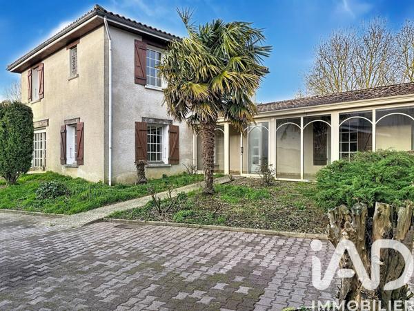 Maison à vendre 4 pièces 147 m² La Grève-sur-Mignon