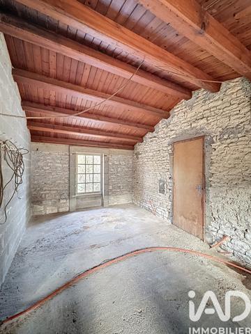 Maison à vendre 4 pièces 147 m² La Grève-sur-Mignon
