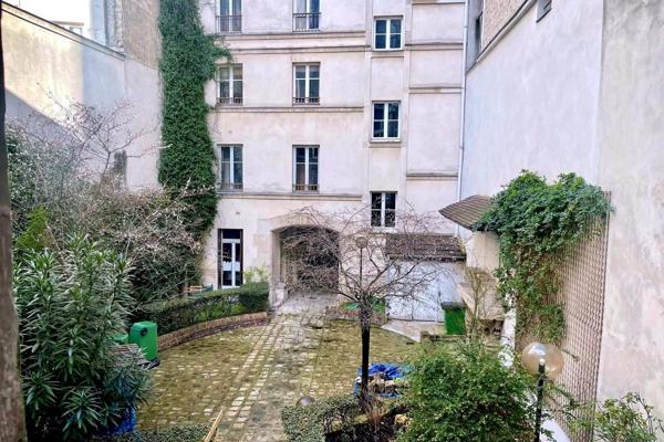 CHARMANT APPARTEMENT A DEUX  PAS DE LA SEINE ET DU JARDIN DES PLANTES
