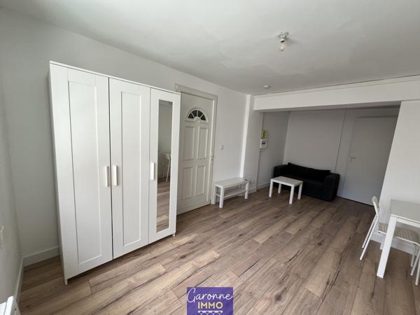 Studio 1 pièce(s) 19.61 m²