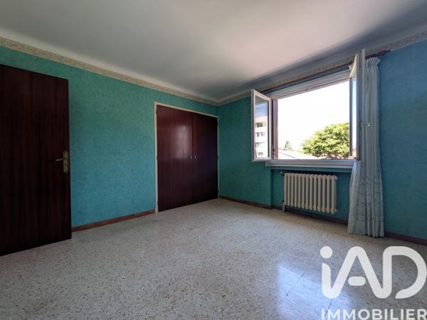Maison à vendre 5 pièces 190 m² Le Pontet