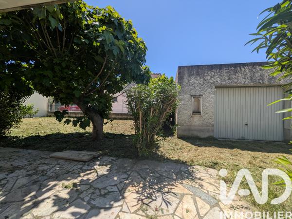 Maison à vendre 5 pièces 190 m² Le Pontet