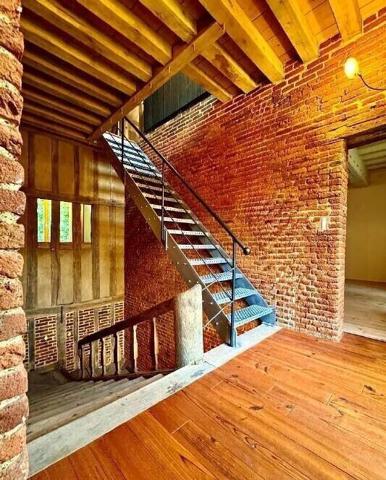 Ancien Prieuré rénové dans une commune à proximité de Breteuil