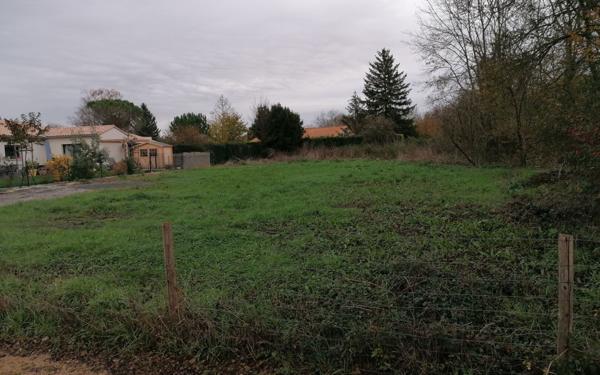 Terrain à vendre    Prahecq