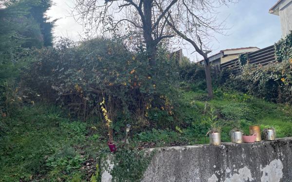 Terrain à vendre    Fraisses