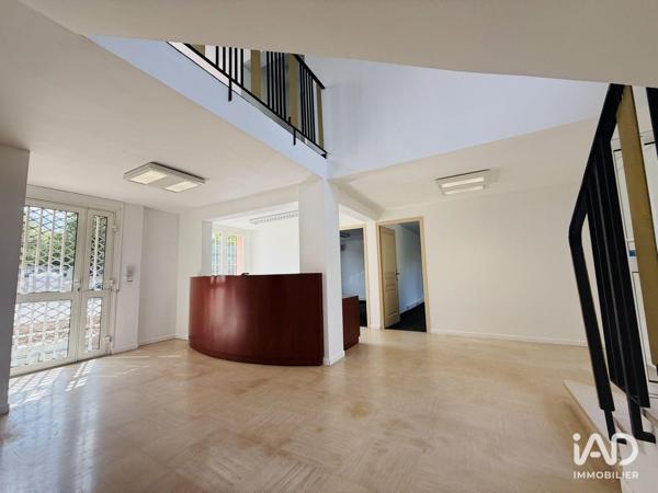 Maison à vendre 9 pièces 221 m² Carpentras