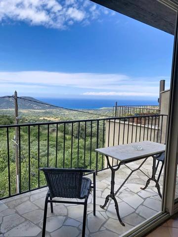 Vente                                                      Appartement
                        
                     5 pièces                      129 m2                     à Cateri