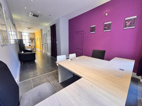 Bureau 3 pièces - 68 m²