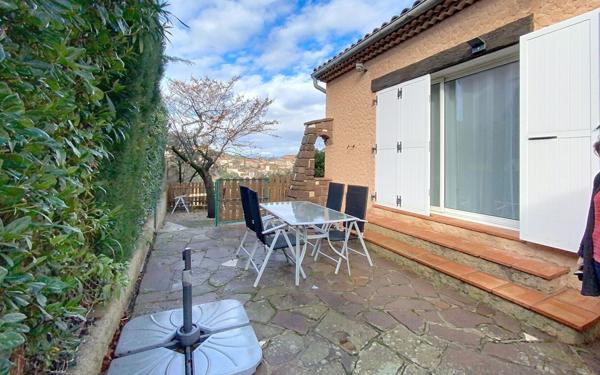Maison à vendre    8 pièces •  Roquebrune-sur-Argens
