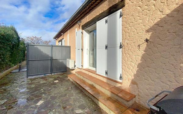 Maison à vendre    8 pièces •  Roquebrune-sur-Argens