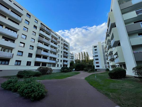 Appartement Athis Mons 3 pièce(s) 65 m2