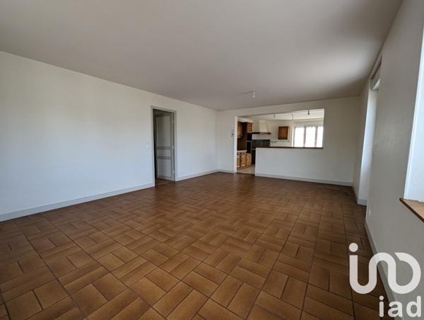 Maison 5 pièces de 130 m² à Blesmes (02400)